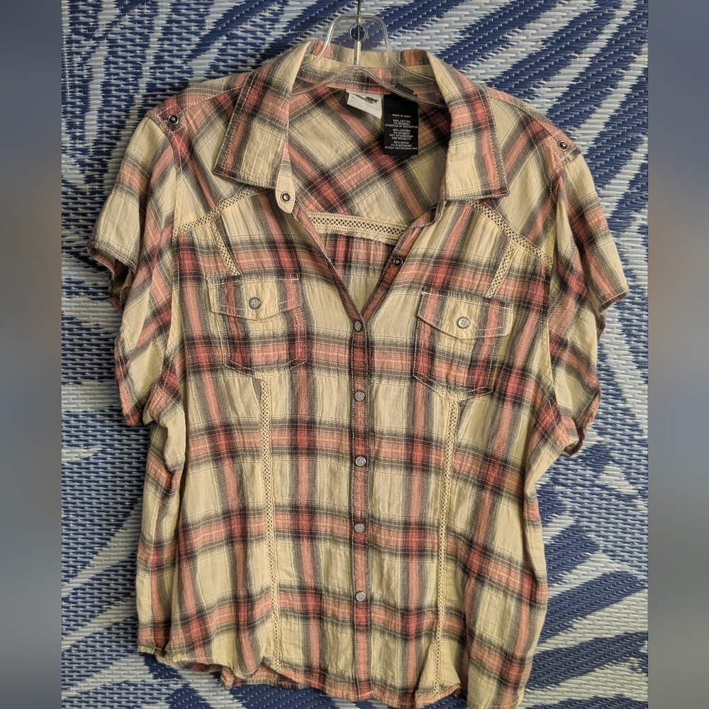 Harley-Davidson Gray, Tan And Pink Patch Top